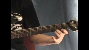 Online Guitar Lessons - Legato - Pull Off and Stretching P...